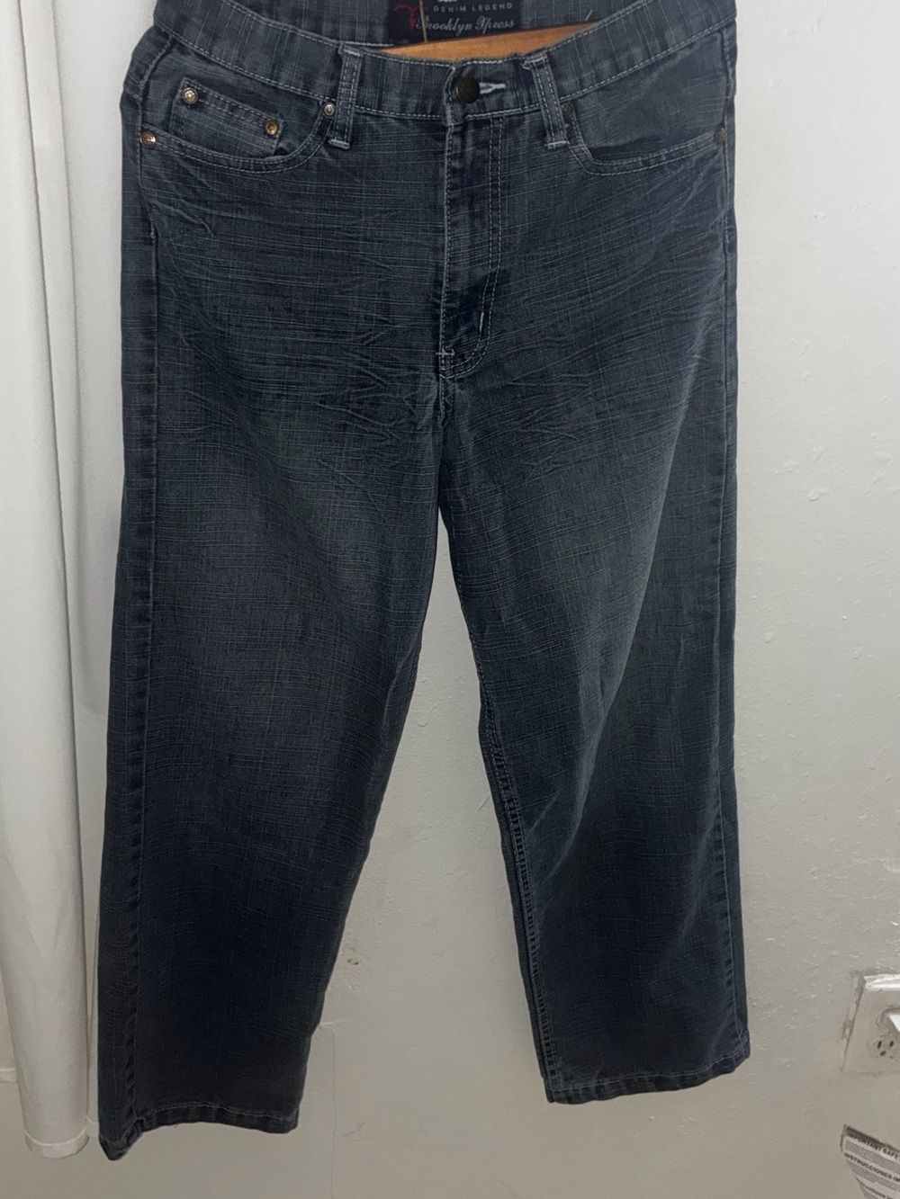 Men's Dark Gray Straight-Leg Jeans